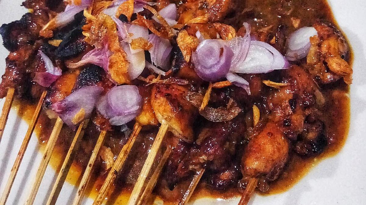 Sate Ayam Sirkaya: Rahasia Rasa yang Menggoda di Jantung Cilacap